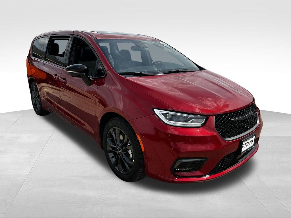2026 CHRYSLER Pacifica