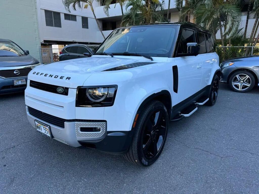 2023 LAND ROVER Defender