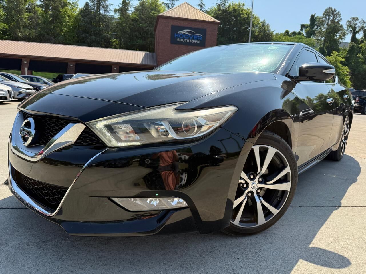 2017 NISSAN Maxima