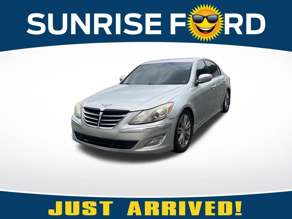 2013 HYUNDAI Genesis