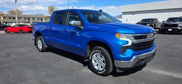 2025 CHEVROLET Silverado