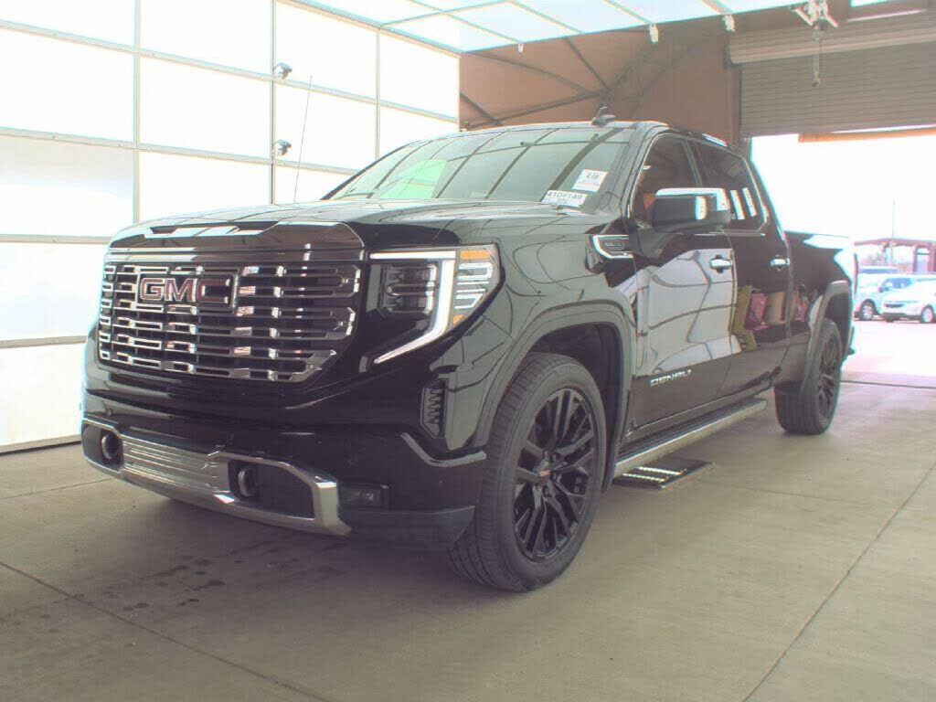 2023 GMC Sierra