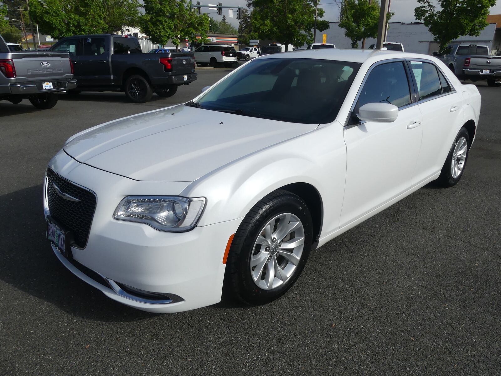2015 CHRYSLER 300
