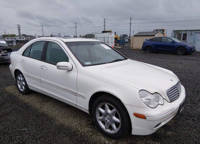 2002 MERCEDES-BENZ C-Class