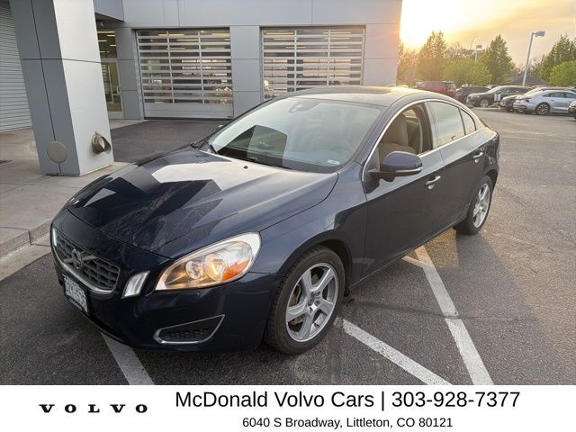 2013 VOLVO S60