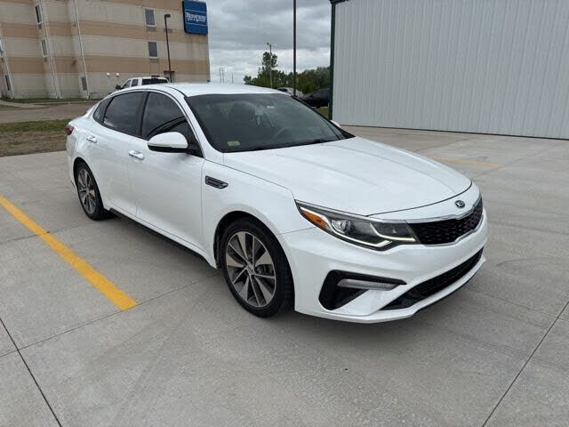2019 KIA Optima