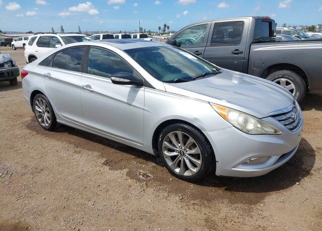 2013 HYUNDAI Sonata
