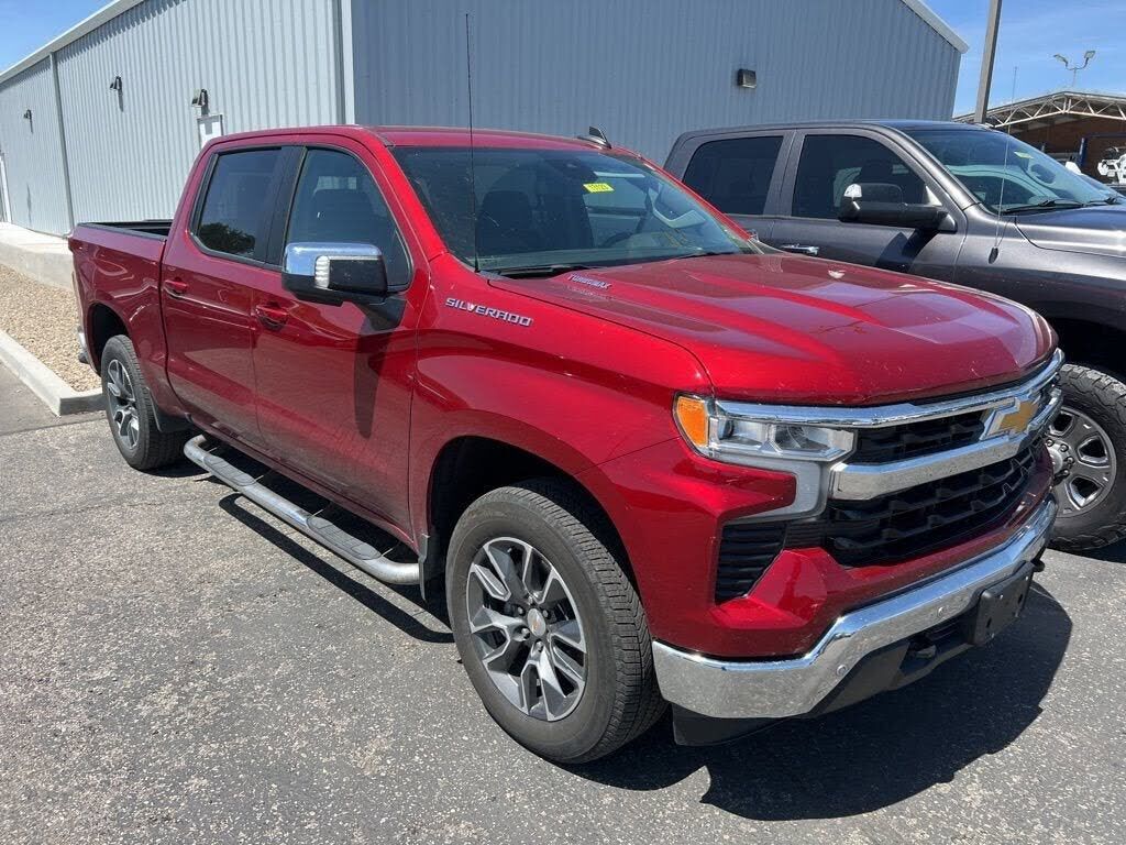 2024 CHEVROLET Silverado