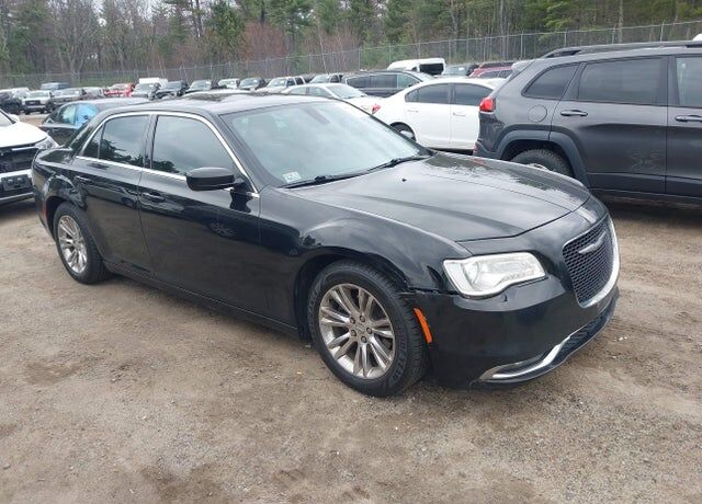 2017 CHRYSLER 300