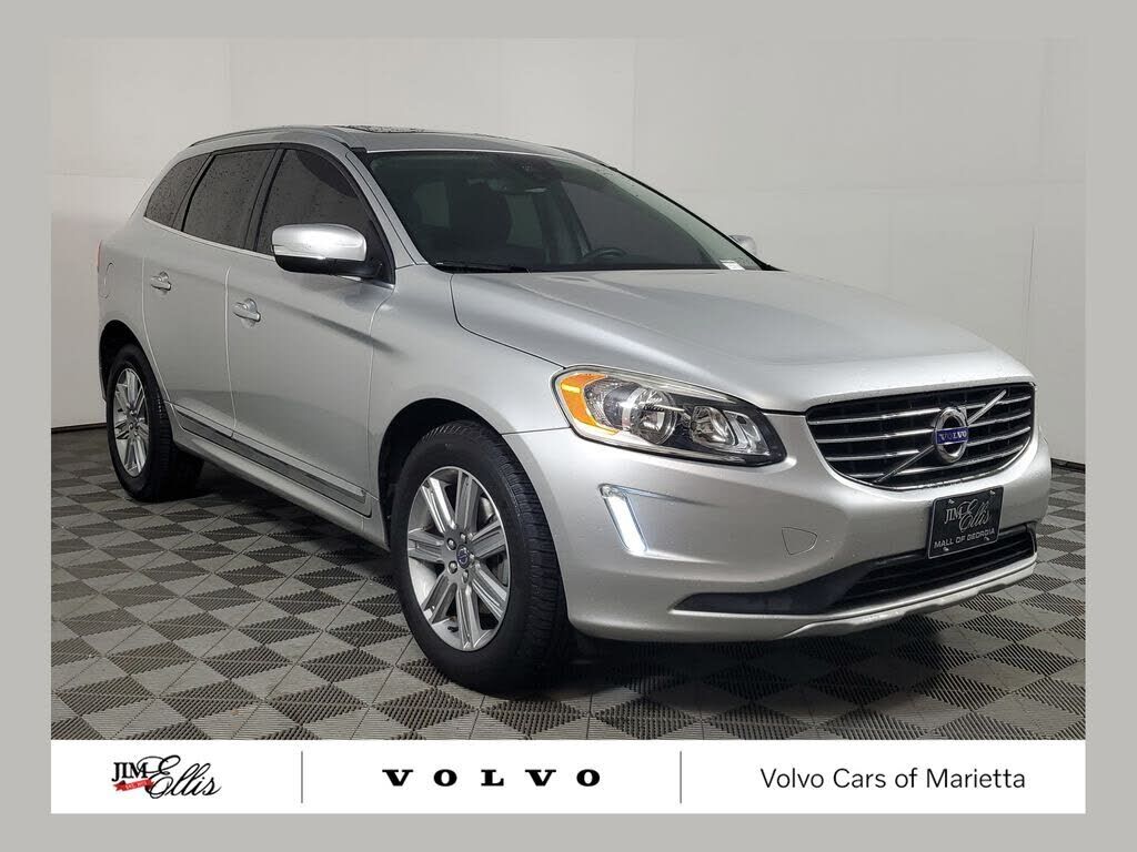 2017 VOLVO XC60