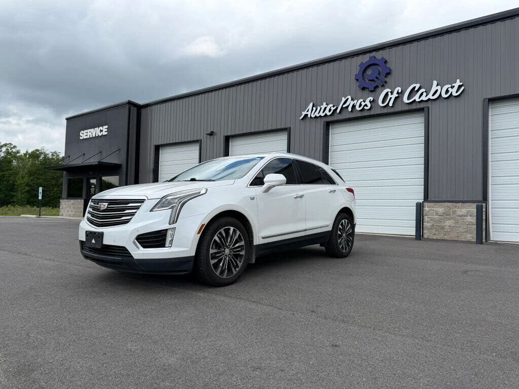 2017 CADILLAC XT5