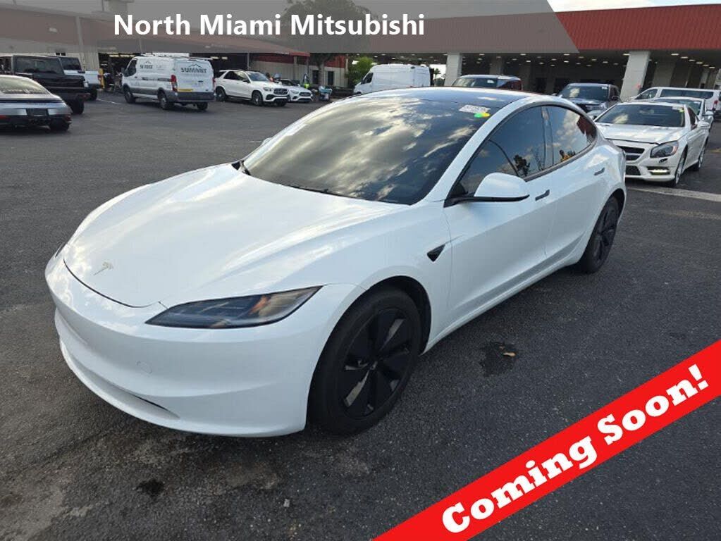 2024 TESLA Model 3
