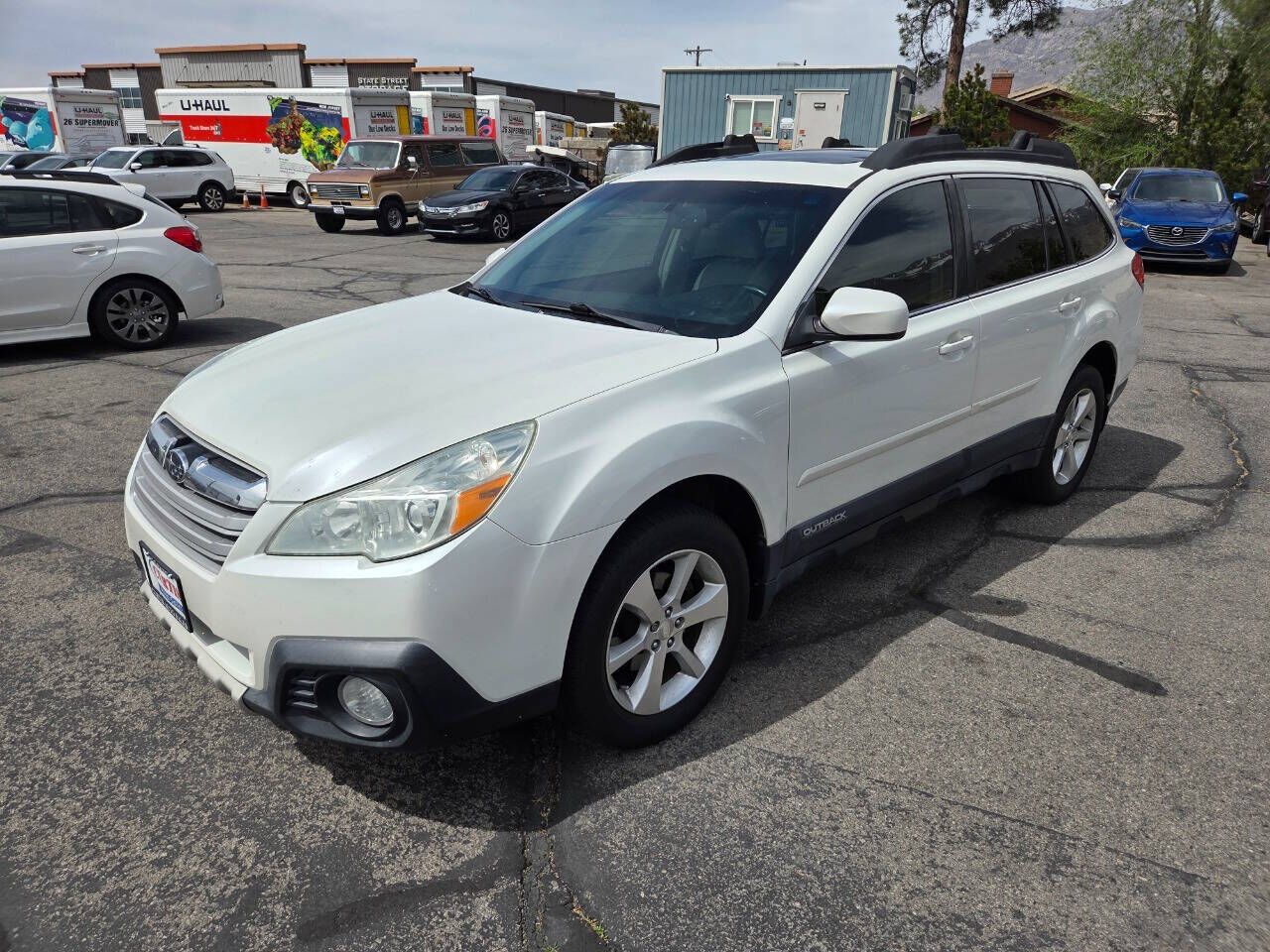 2013 SUBARU Outback