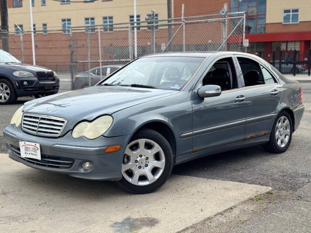 2005 MERCEDES-BENZ C-Class