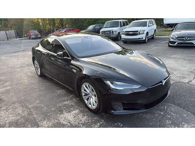 2016 TESLA Model S