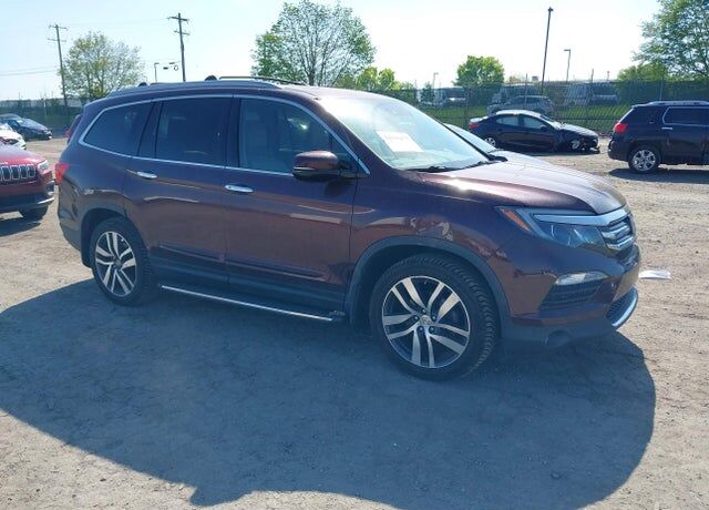 2017 HONDA Pilot