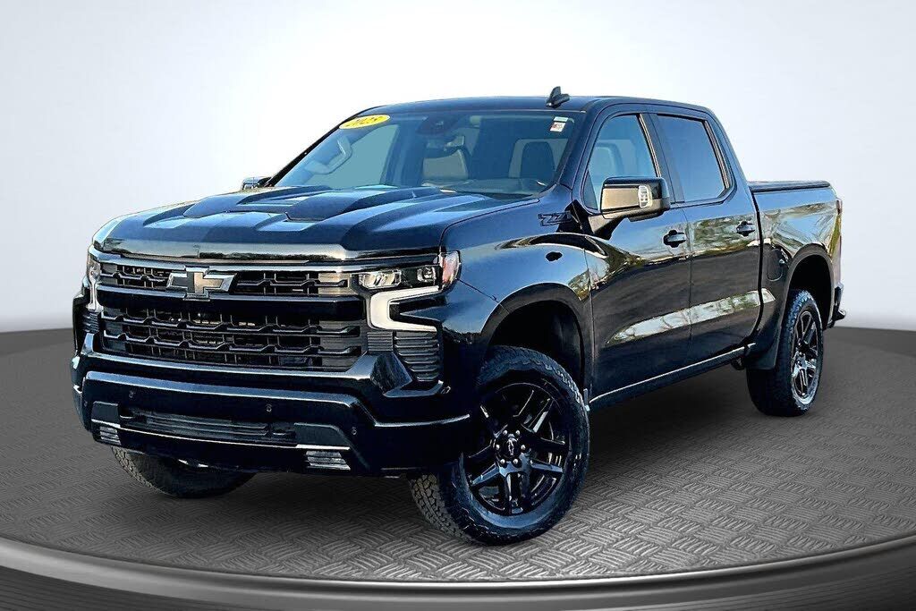 2025 CHEVROLET Silverado