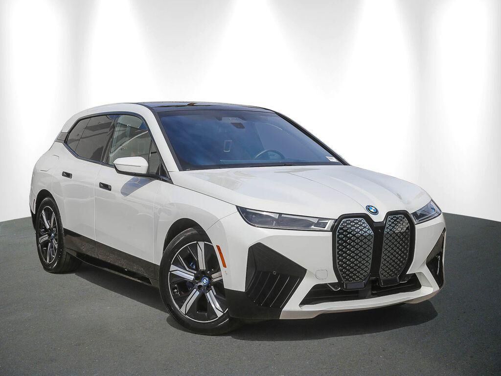 2023 BMW ix