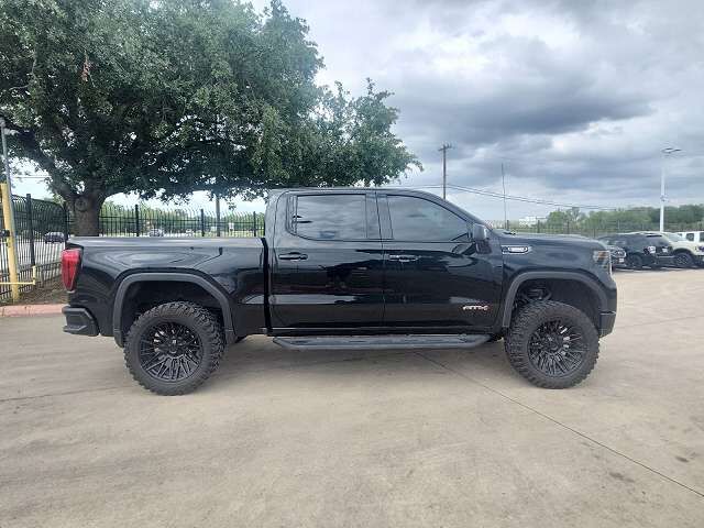 2024 GMC Sierra