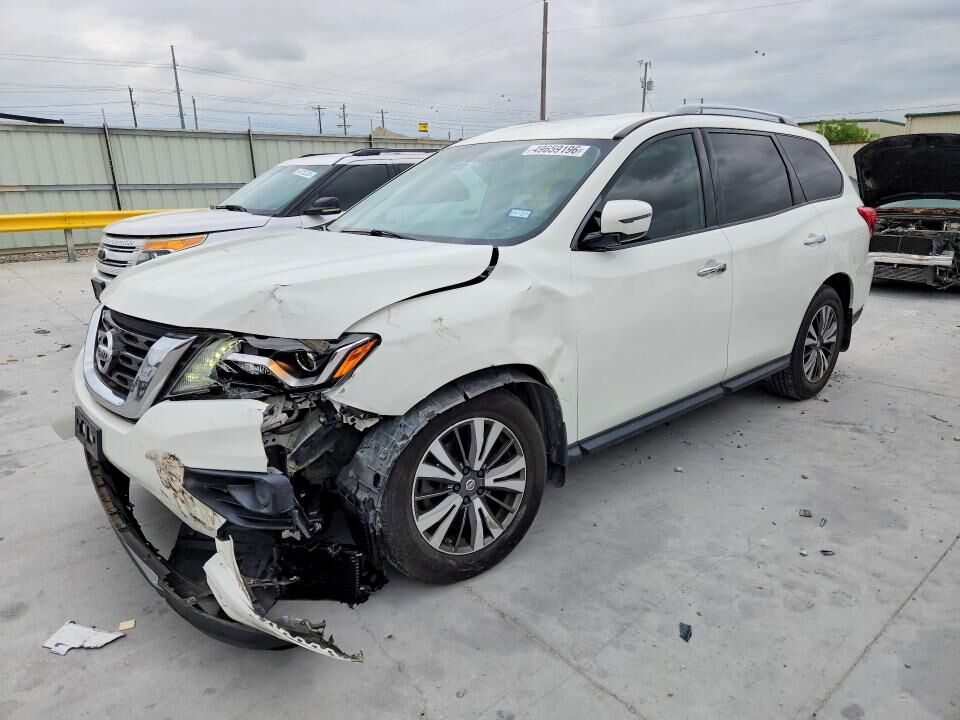 2017 NISSAN Pathfinder