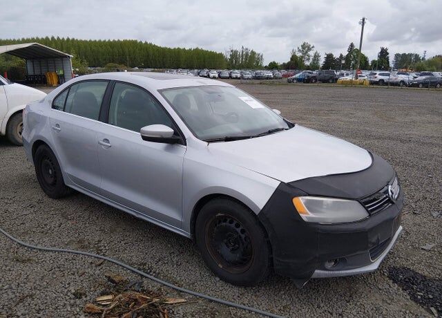 2012 VOLKSWAGEN Jetta