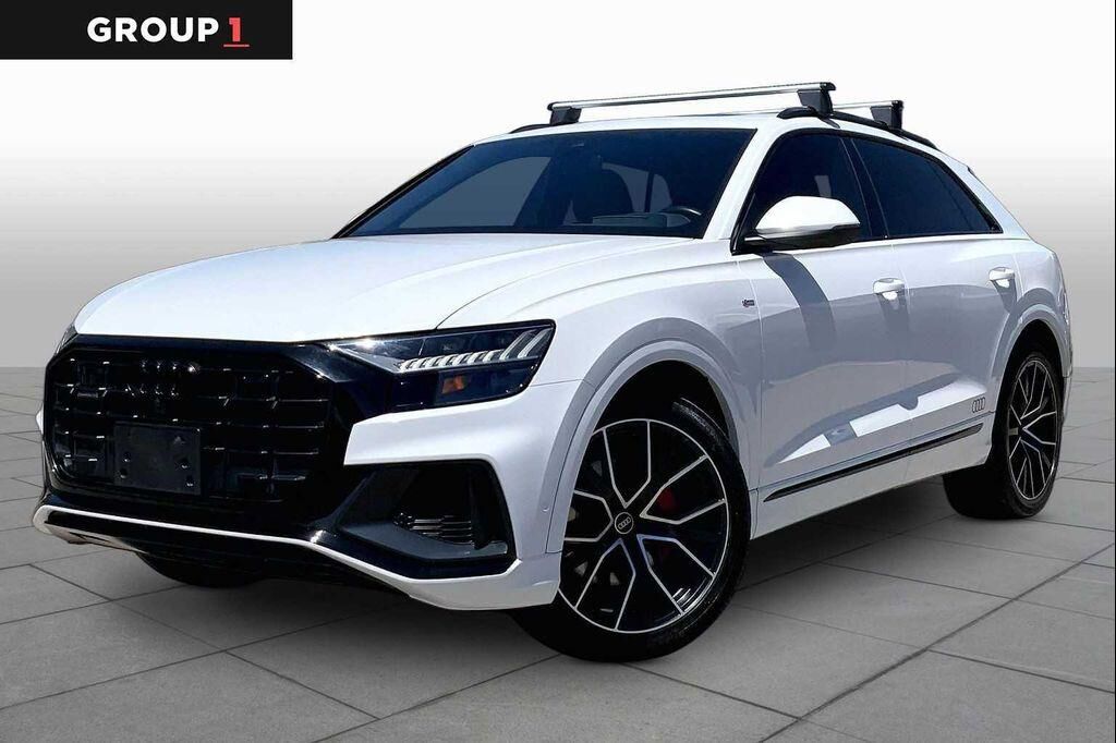 2023 AUDI Q8