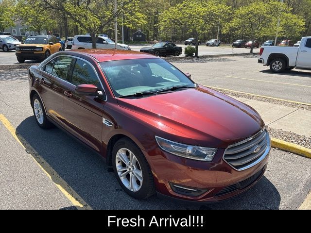 2015 FORD Taurus