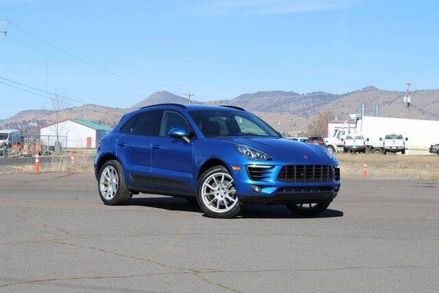 2018 PORSCHE Macan