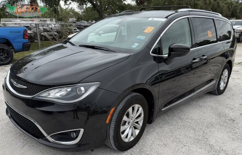 2018 CHRYSLER Pacifica