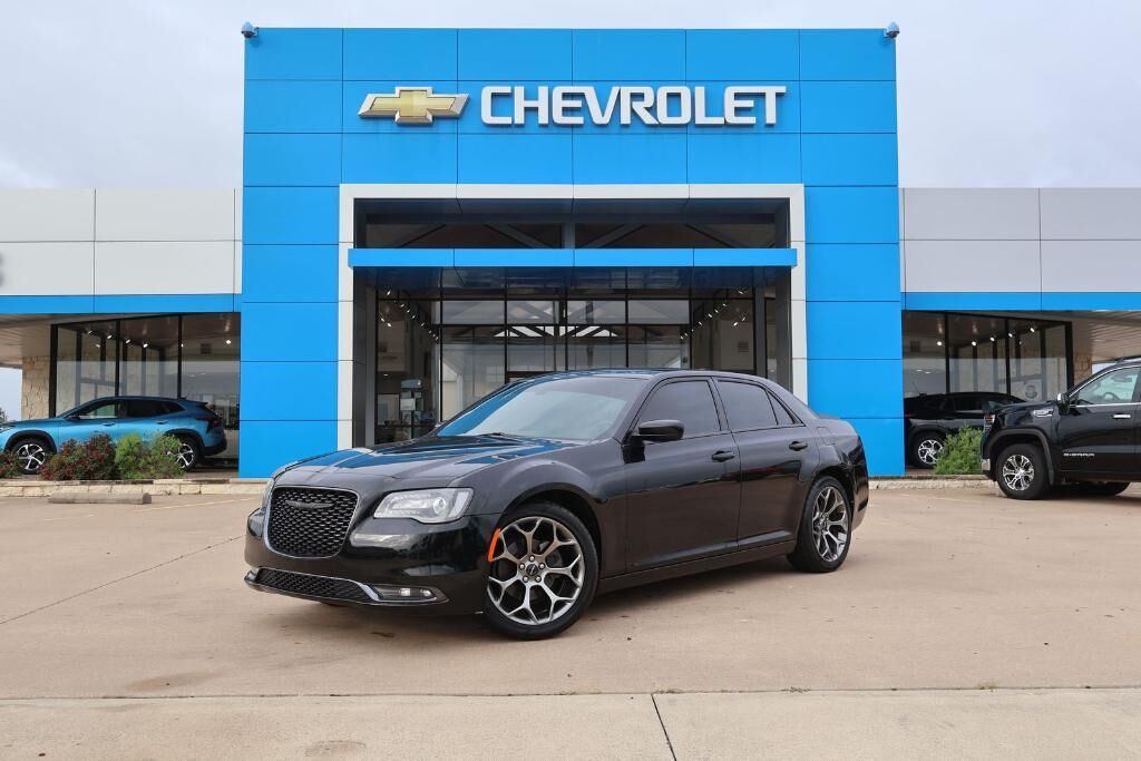 2018 CHRYSLER 300