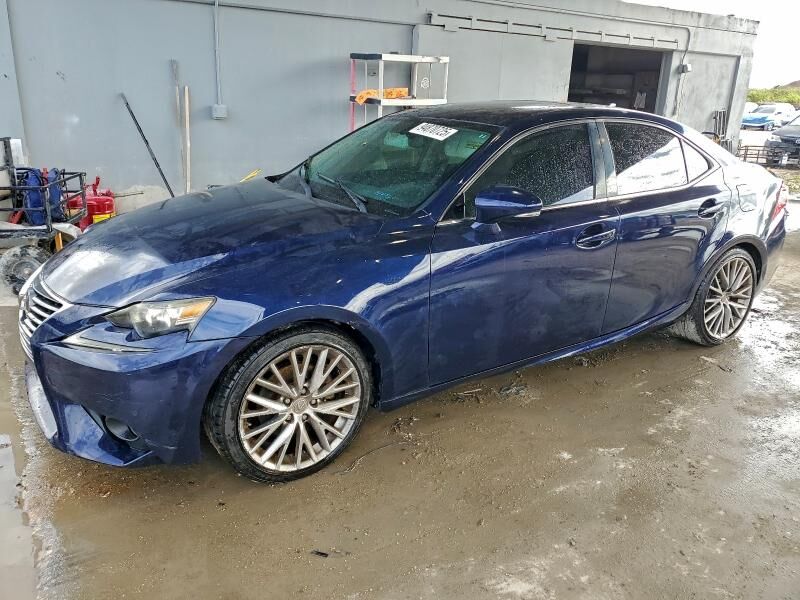 2014 LEXUS IS