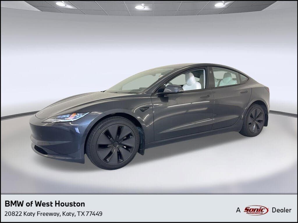 2025 TESLA Model 3