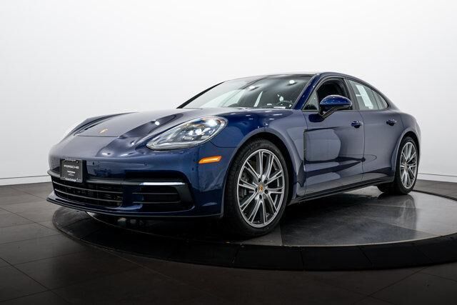 2020 PORSCHE Panamera