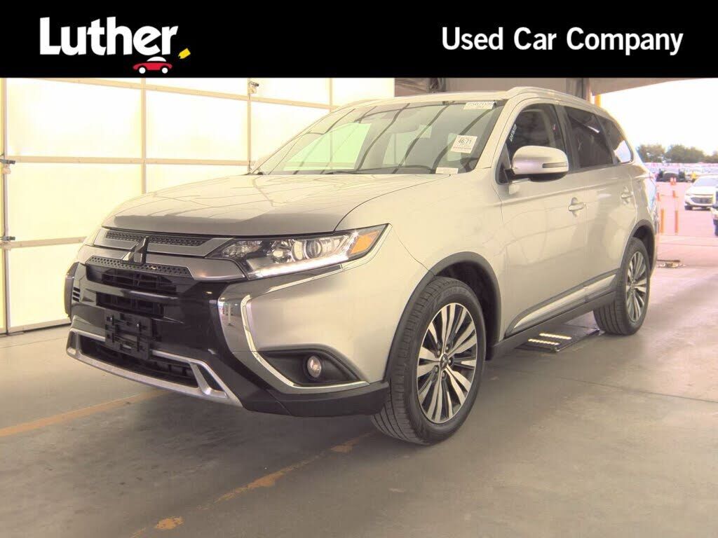 2020 MITSUBISHI Outlander
