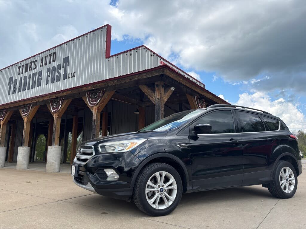 2018 FORD Escape