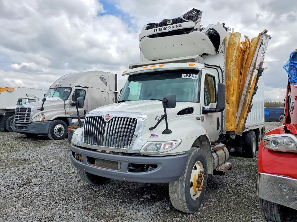 2021 INTERNATIONAL MV607