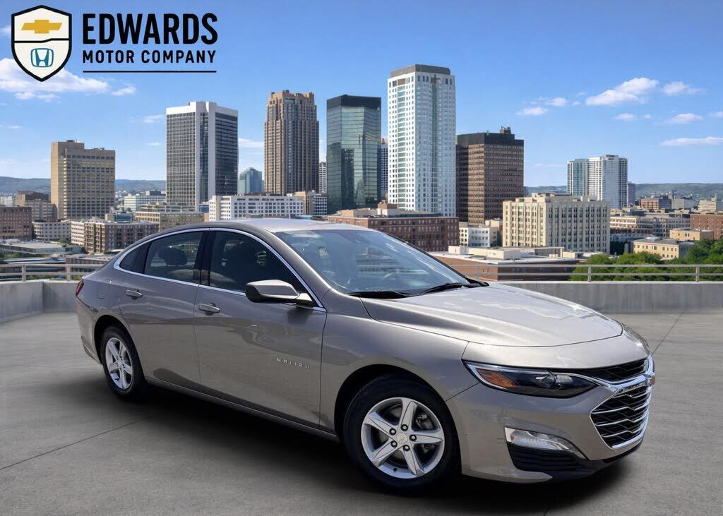 2025 CHEVROLET Malibu