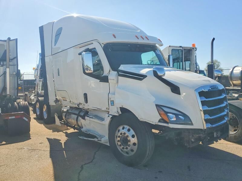 2024 FREIGHTLINER Cascadia