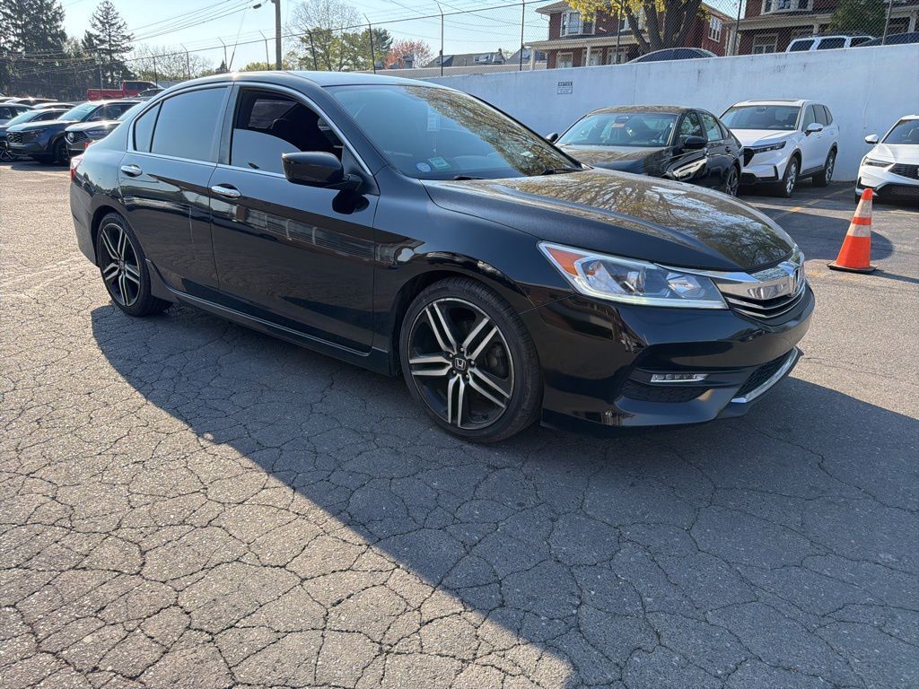 2017 HONDA Accord