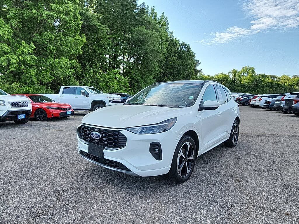 2023 FORD Escape
