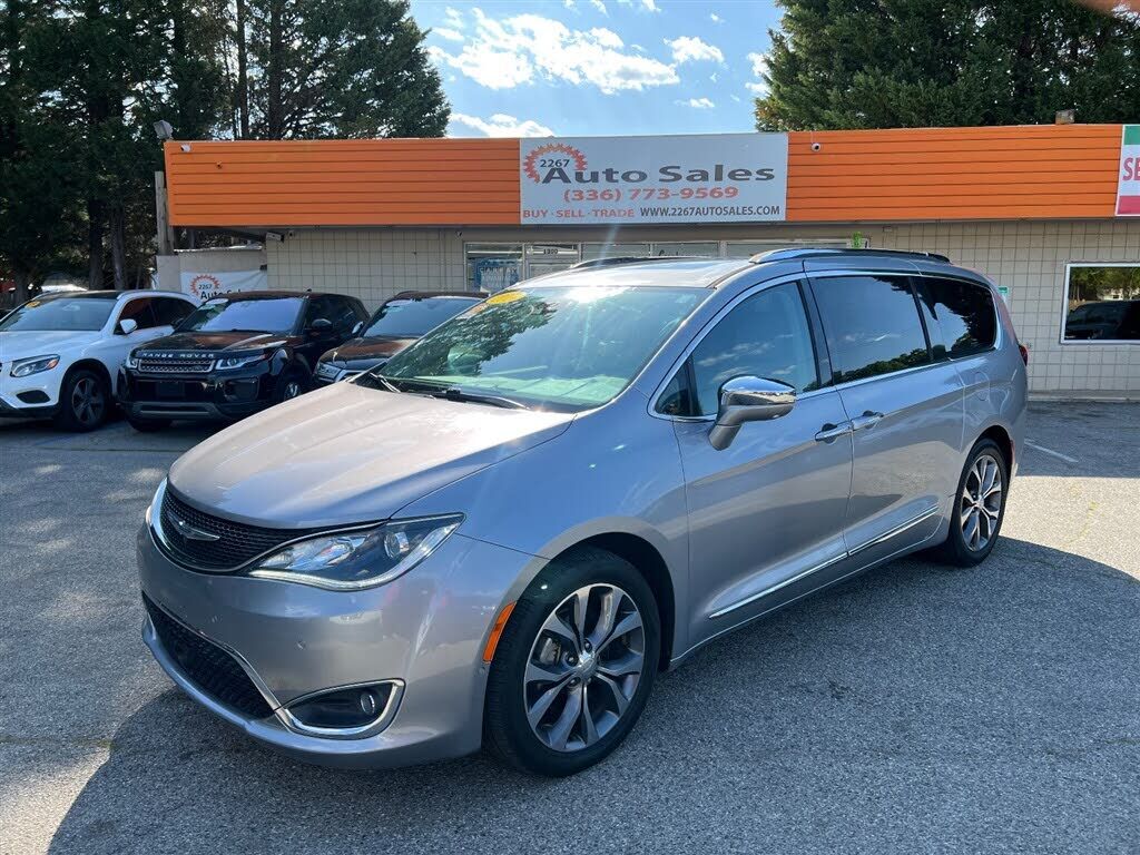 2017 CHRYSLER Pacifica