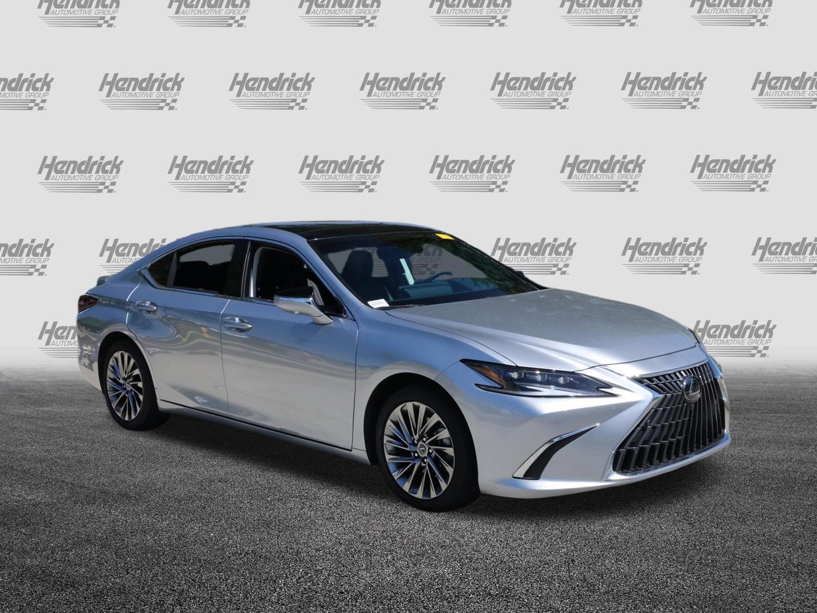 2024 LEXUS ES