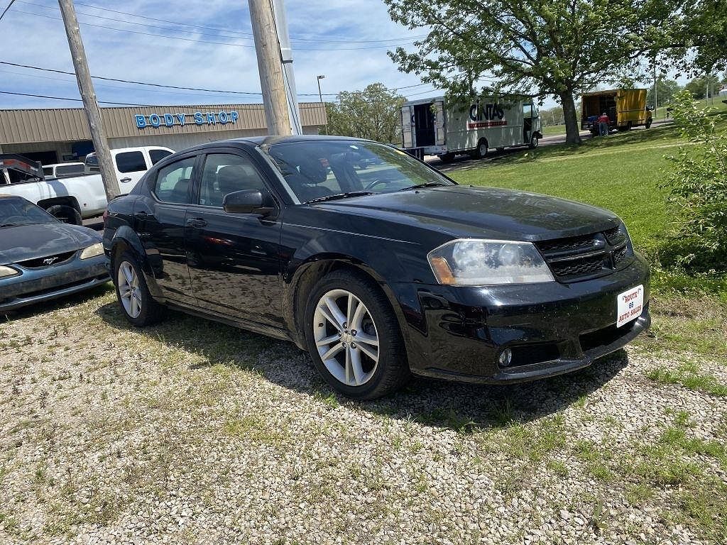 2014 DODGE Avenger
