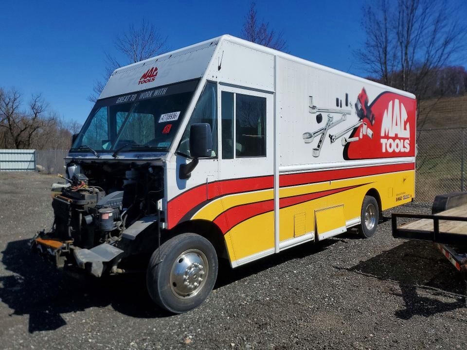 2016 FORD Commercial Chassis