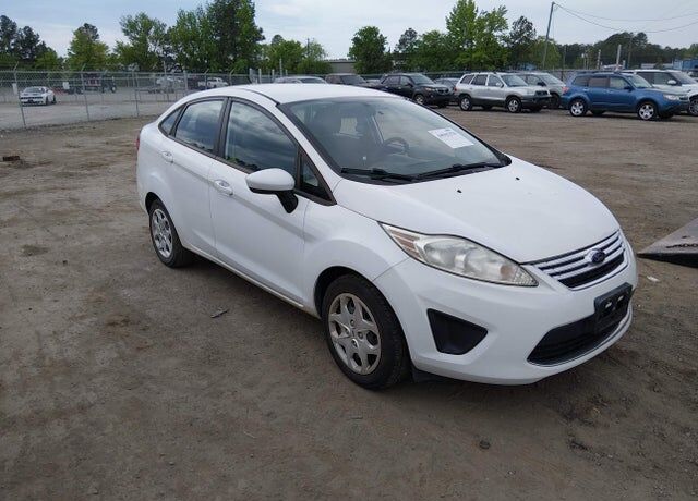 2012 FORD Fiesta