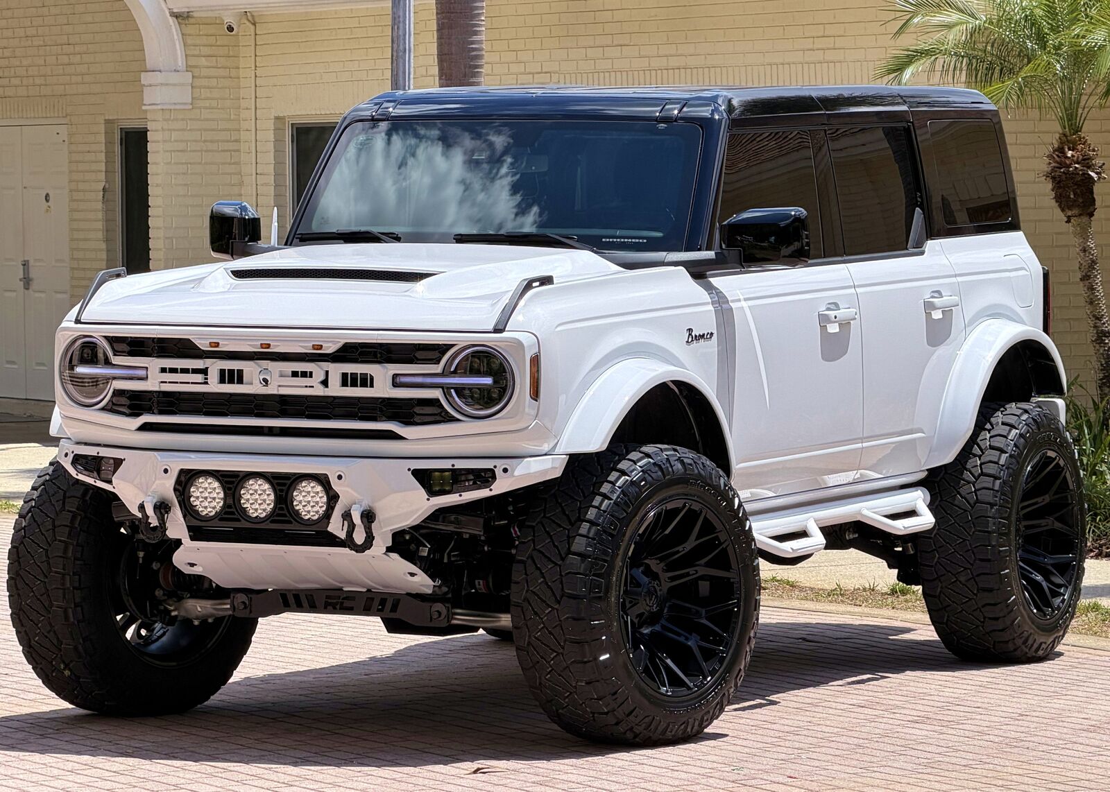 2026 FORD Bronco