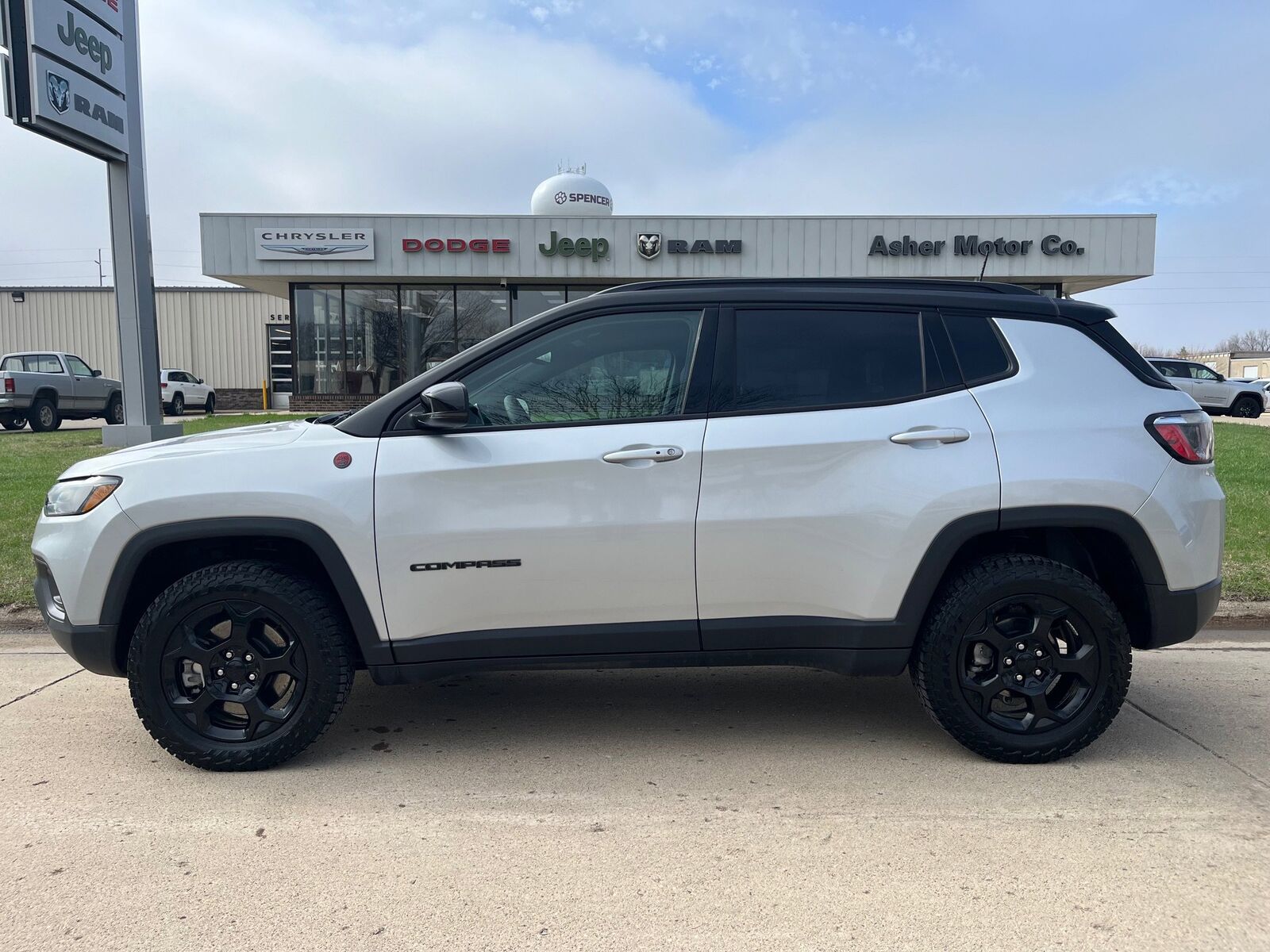 2024 JEEP Compass