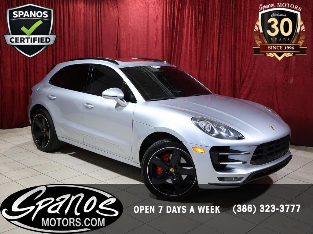 2015 PORSCHE Macan