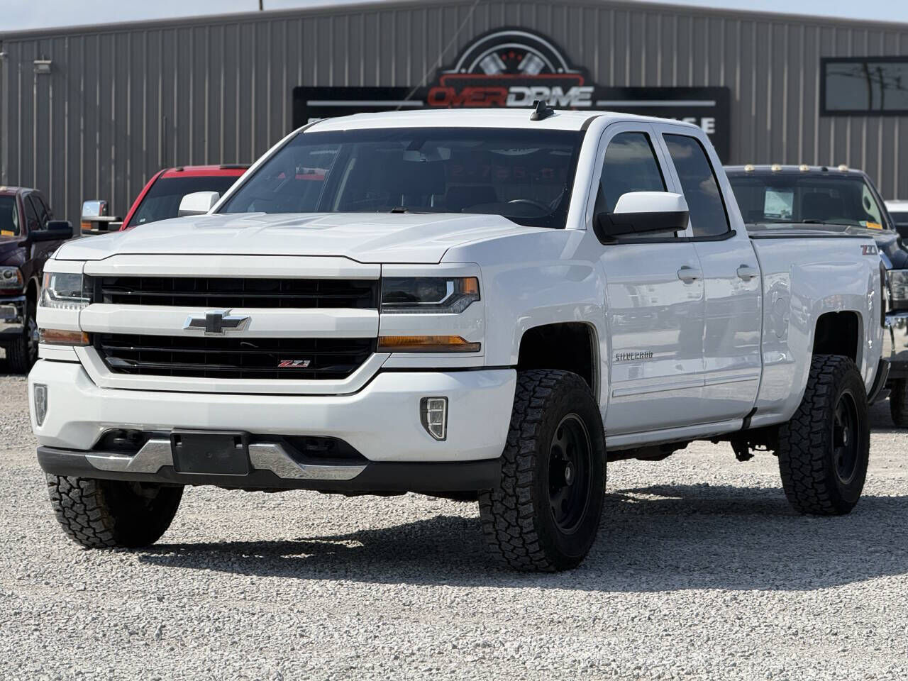 2018 CHEVROLET Silverado