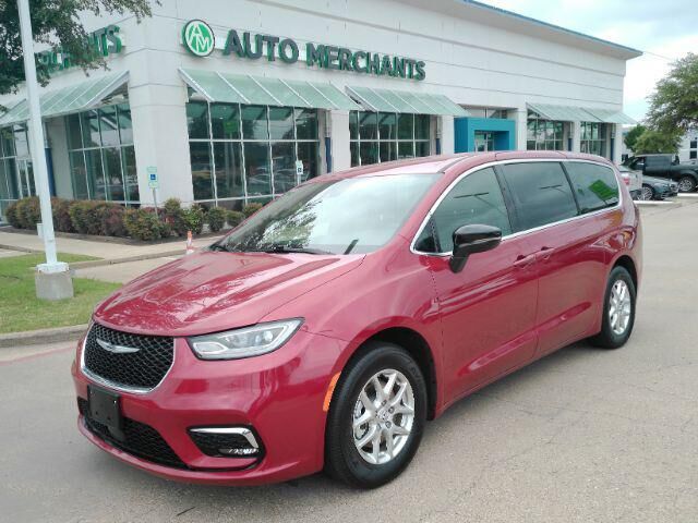 2025 CHRYSLER Pacifica